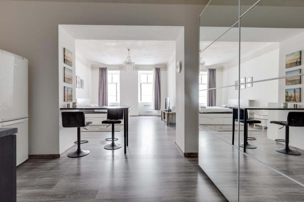Lovely Apartments Heart Of Prague Extérieur photo
